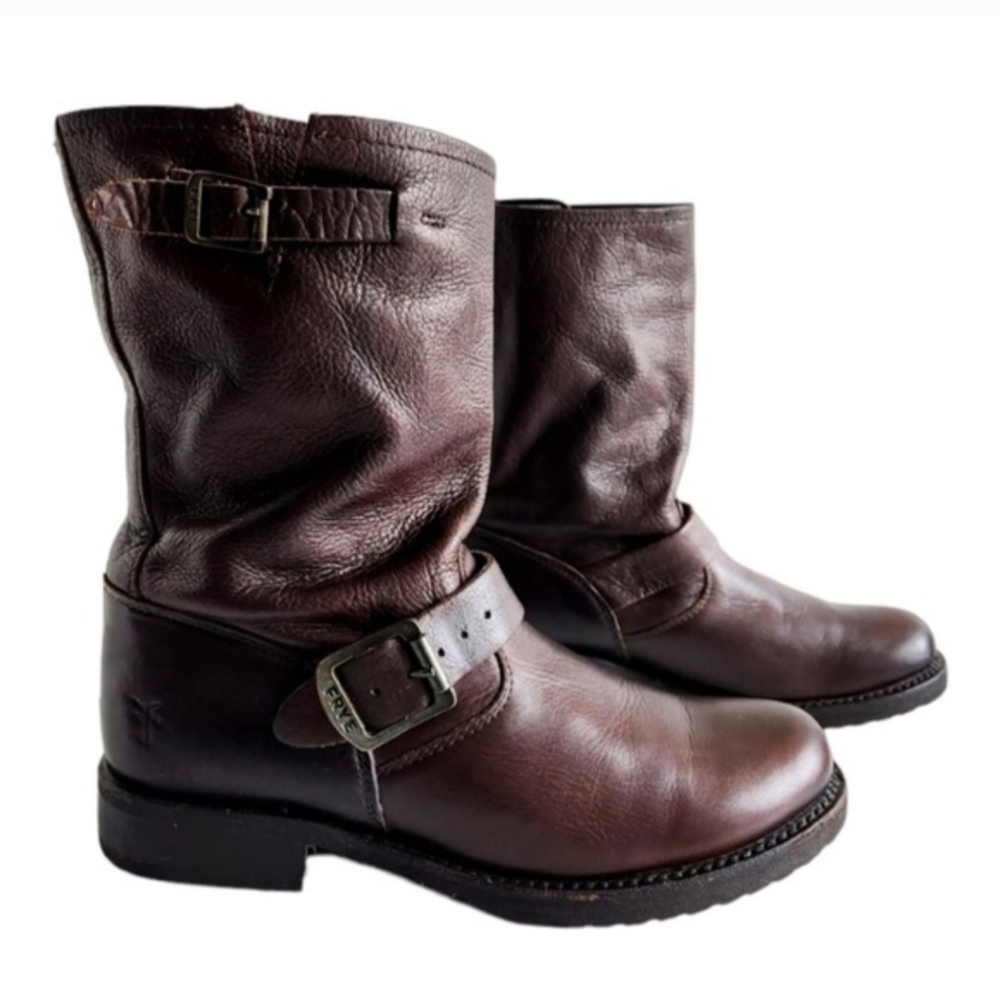 Frye Veronica Short Harness Boot In Dark Brown Soft Leather